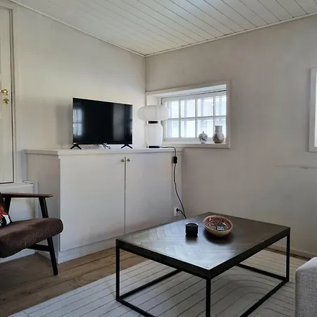 Hurmaava Ullakkoasunto Vanhan Rauman Laidalla Exterior photo